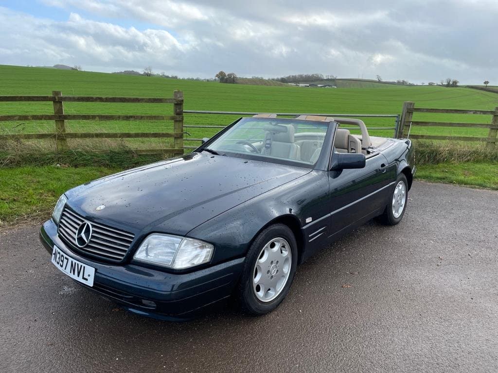 Mercedes-Benz SL - image 1 of 18