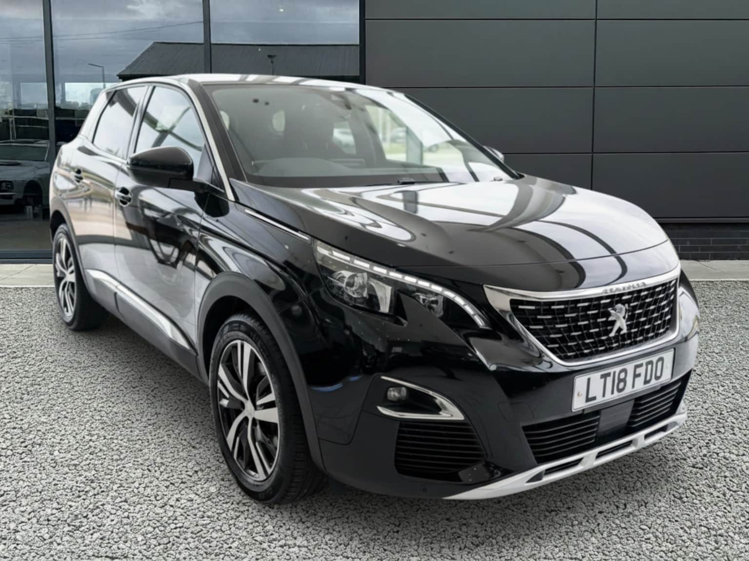 Peugeot 3008 - image 1 of 22
