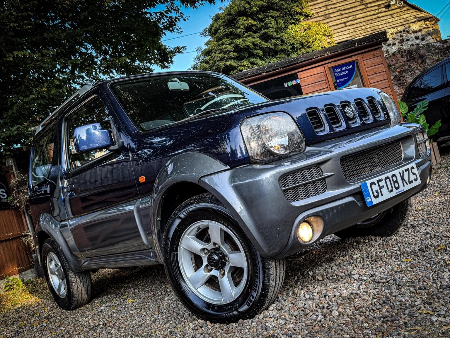 SUZUKI JIMNY