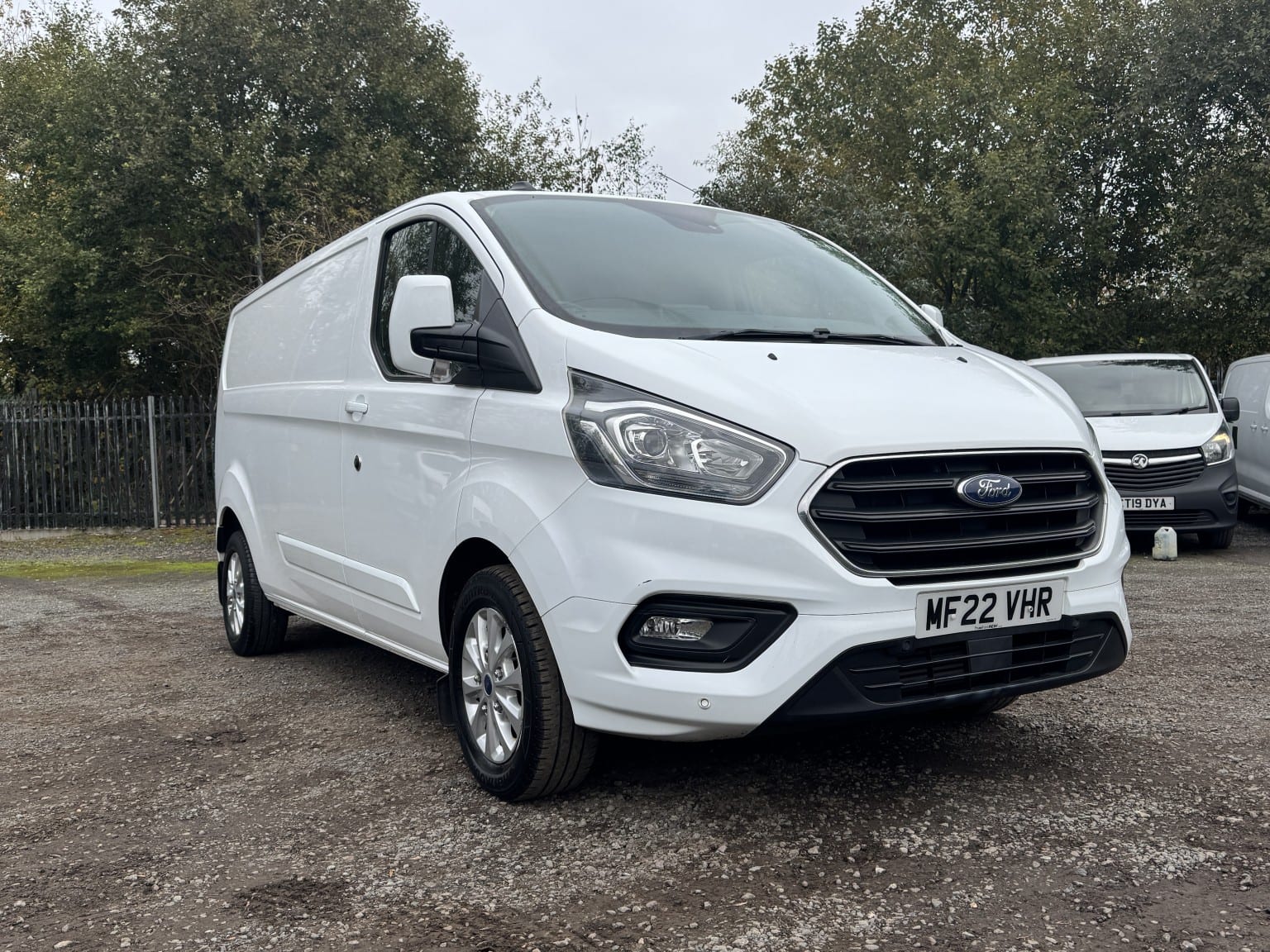 2022 Ford Transit Custom 2.0 Transit Custom Limited Van 300 L2 in white — photo 1 of 42