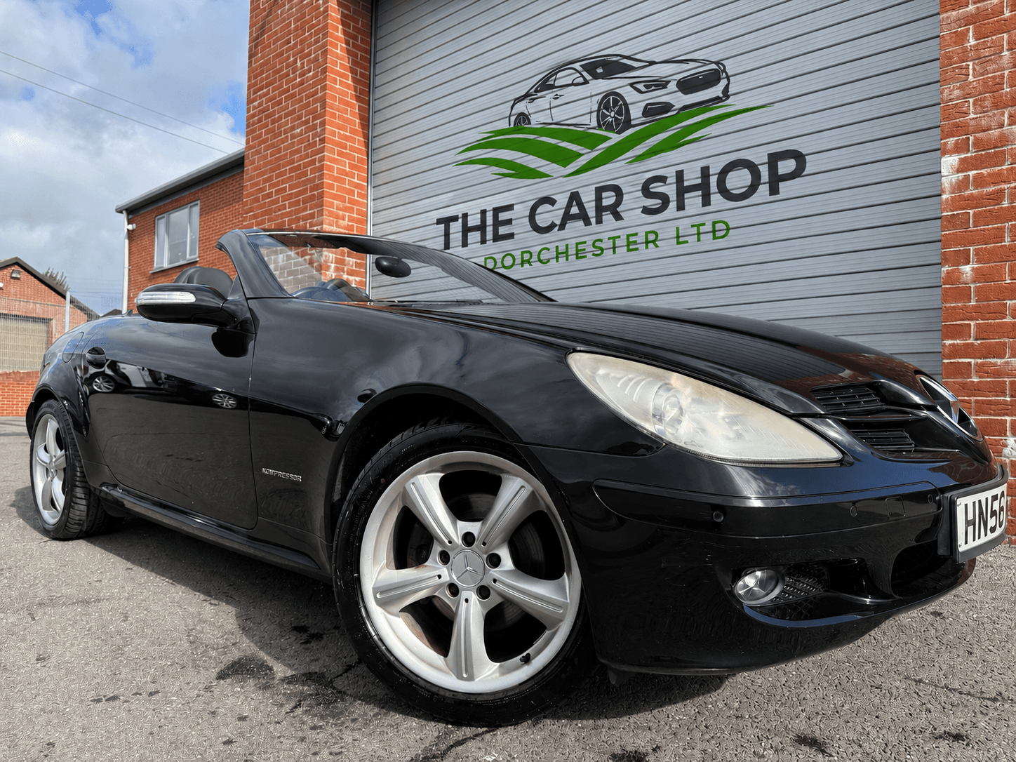 Mercedes-Benz SLK - image 1 of 42