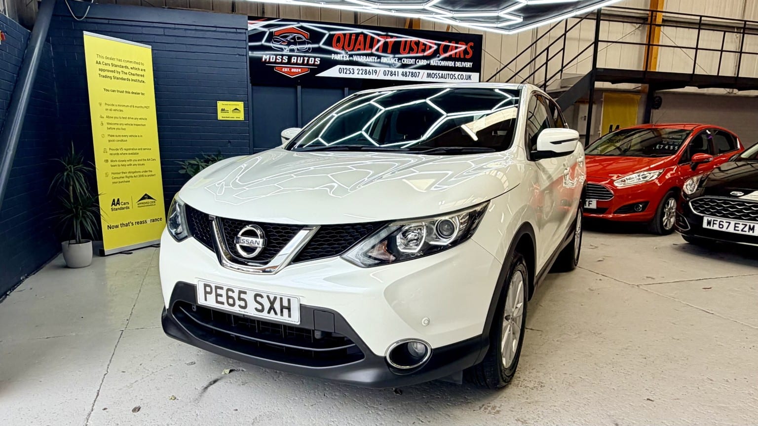 Nissan Qashqai - image 1 of 29