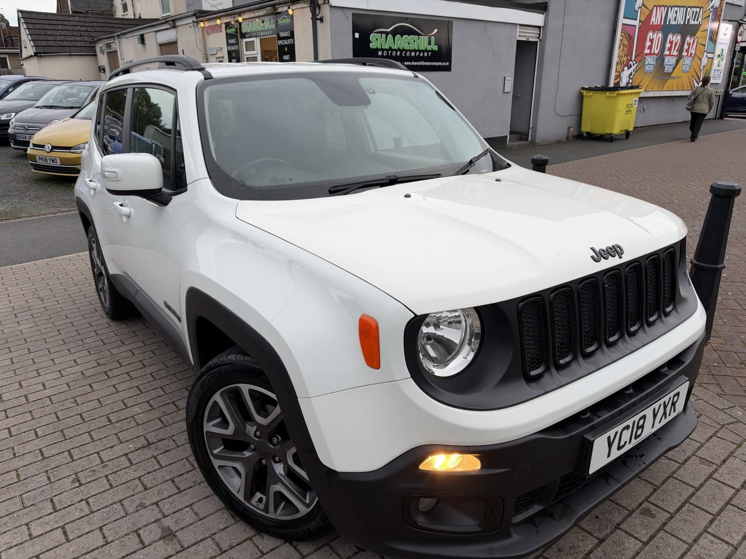 Jeep Renegade - image 1 of 12