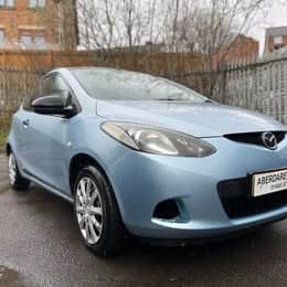 Mazda Mazda2 - image 1 of 13