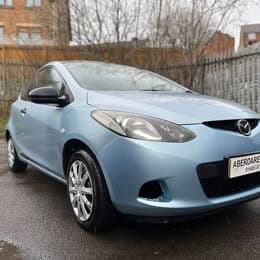 Mazda Mazda2 - image 1 of 13