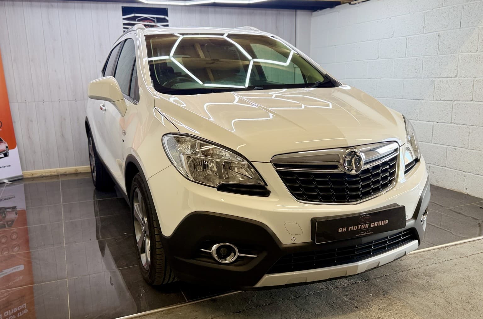 Vauxhall Mokka - image 1 of 30