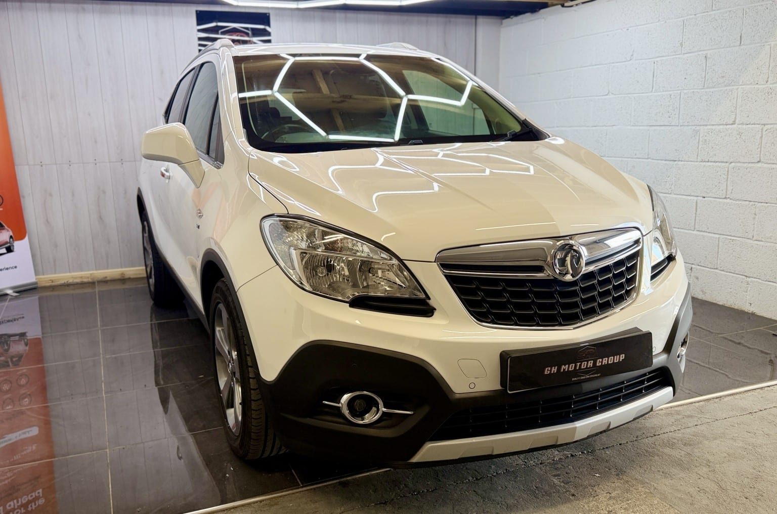 Vauxhall Mokka - image 1 of 30