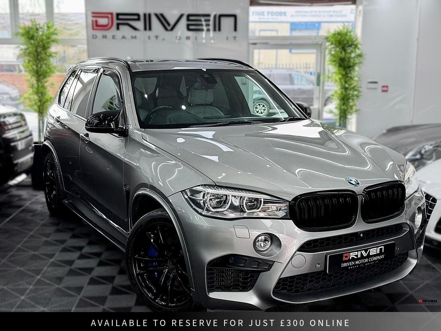 BMW X5 M - image 1 of 42