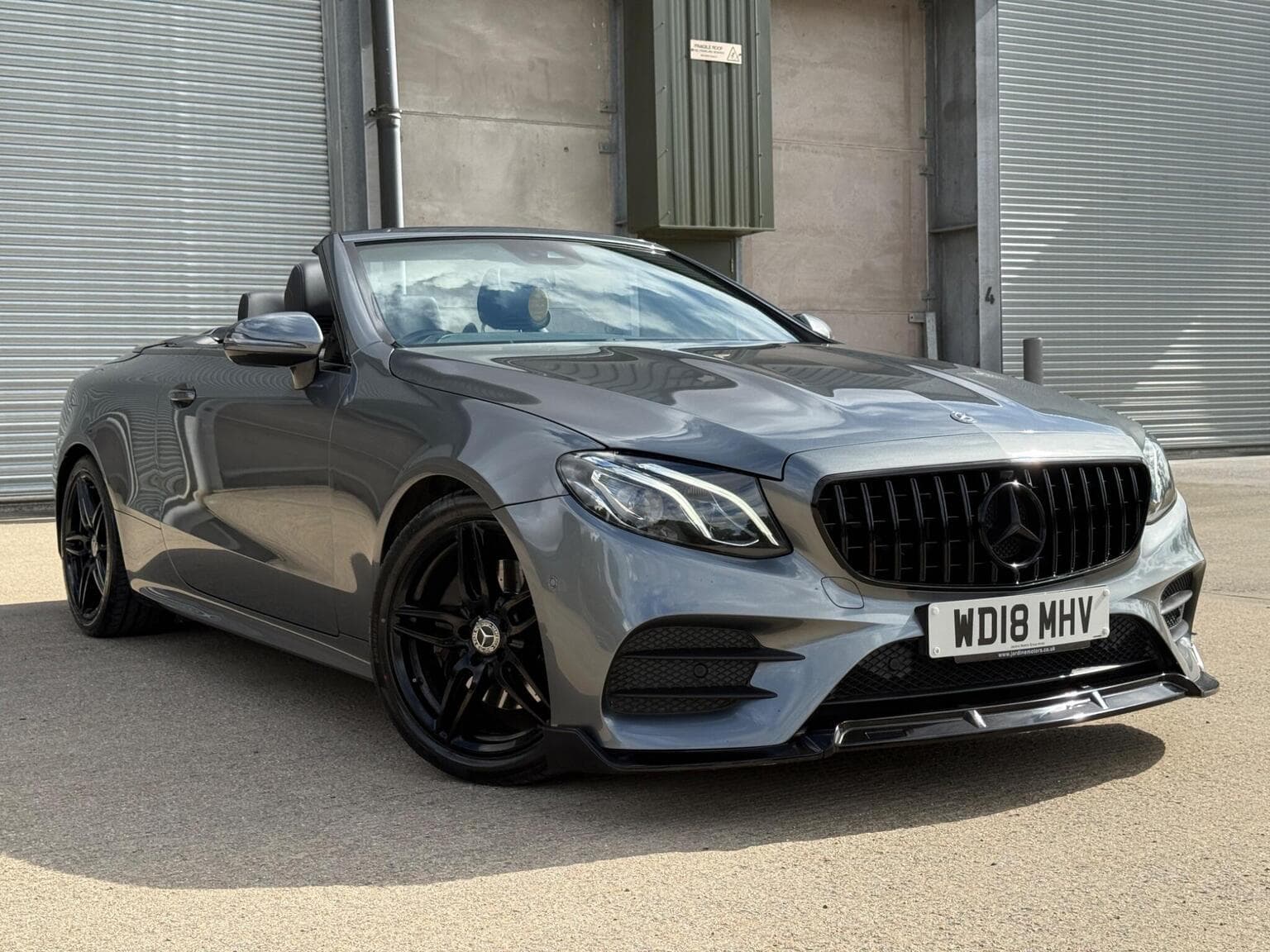 Mercedes-Benz E Class - image 1 of 76